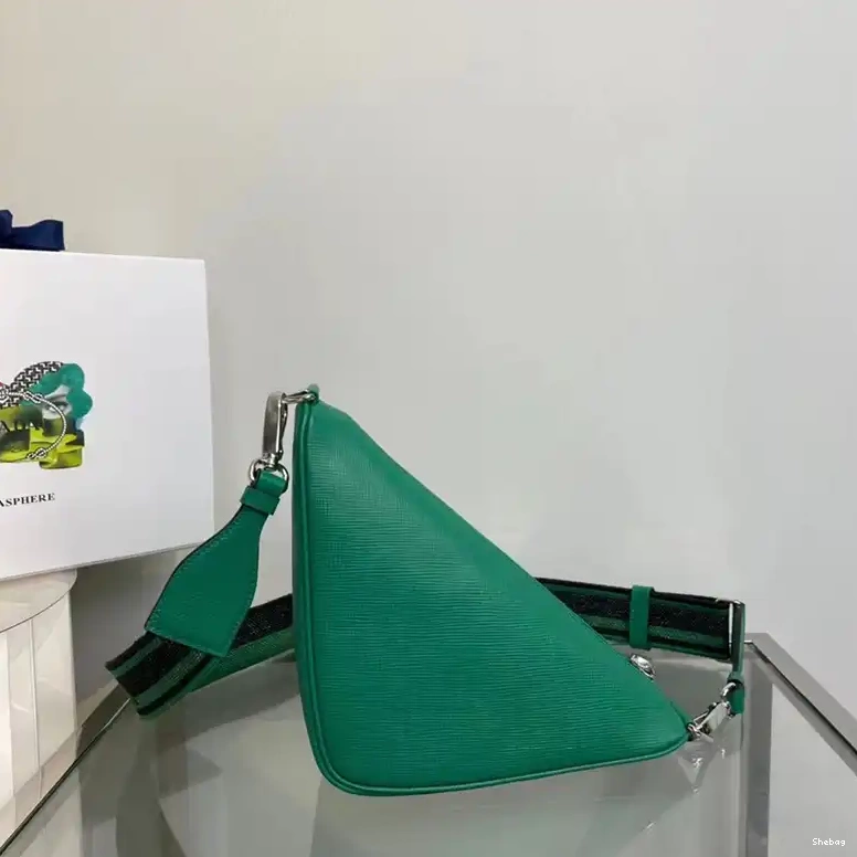 2212HT0002 Prada Bag 0502